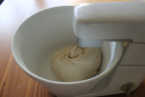 gekneteter Mischbrotteig